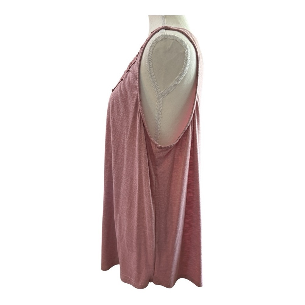 Emerald Sleeveless Top 2X Crochet Trim Mauve Tank - Picture 2 of 5